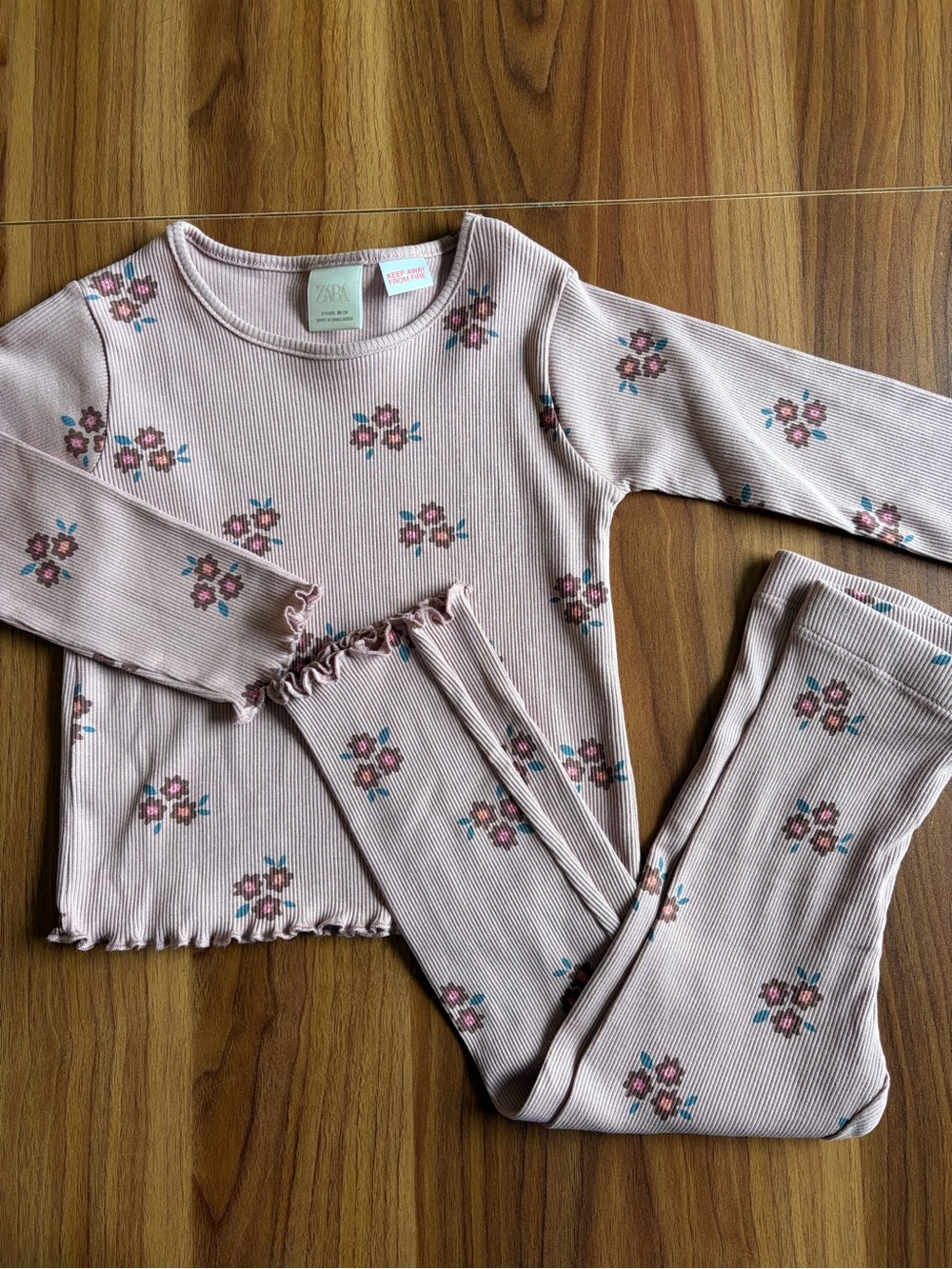NWOT Zara 3Y Ribbed Floral Set